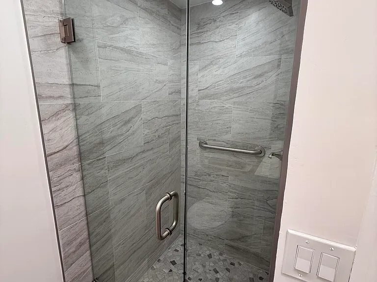 358 Normandy Ln #H — Photo 7