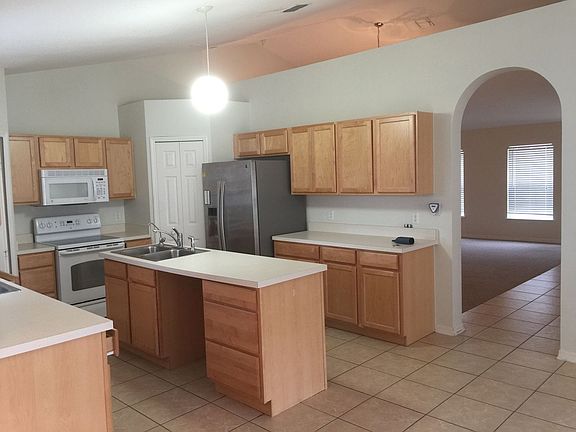 2nd image of 2599 Sheila Dr