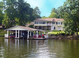 330 Lookout Point Dr, Valentines, VA 23887