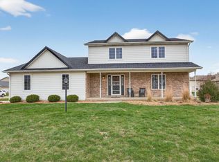 704 S 8th St, Eldridge, IA