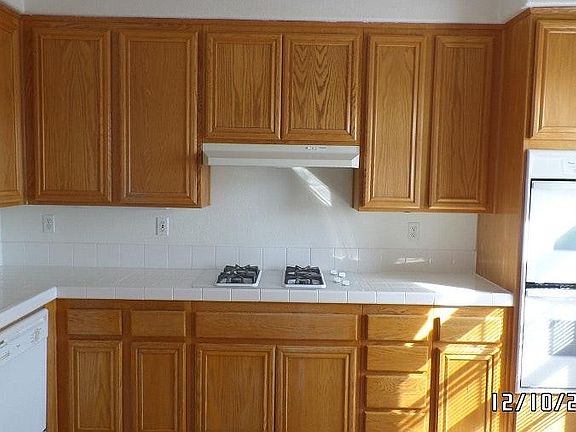 gas stove & double ovens