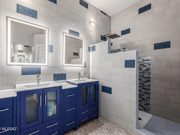 5380 W Tearblanket Pl, Marana, AZ 85658