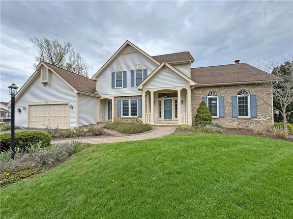 155 Eaglesfield Way, Fairport, NY 14450