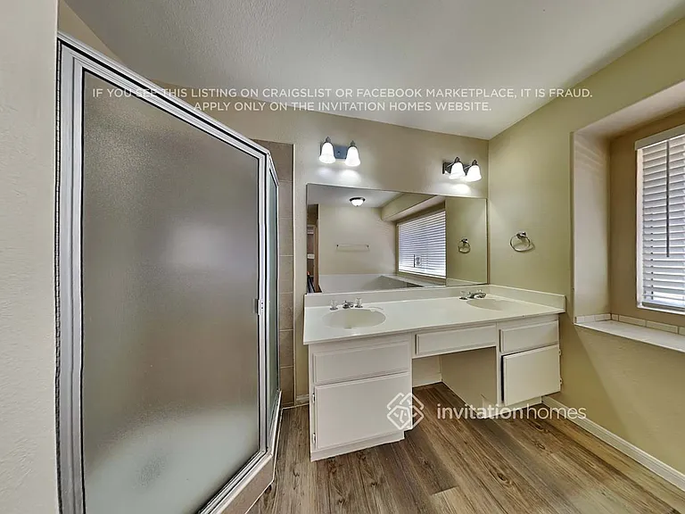 7368 Atwood Ave — Photo 22