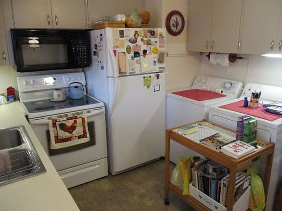 5th image of 1087A 190th