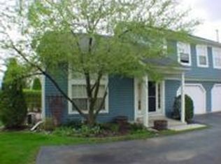 249 Acorn Dr, Streamwood, IL 60107