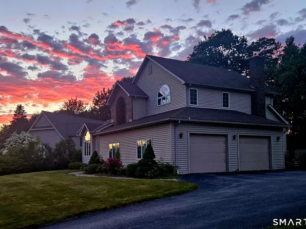 124 Suncrest Court, Torrington, CT 06790