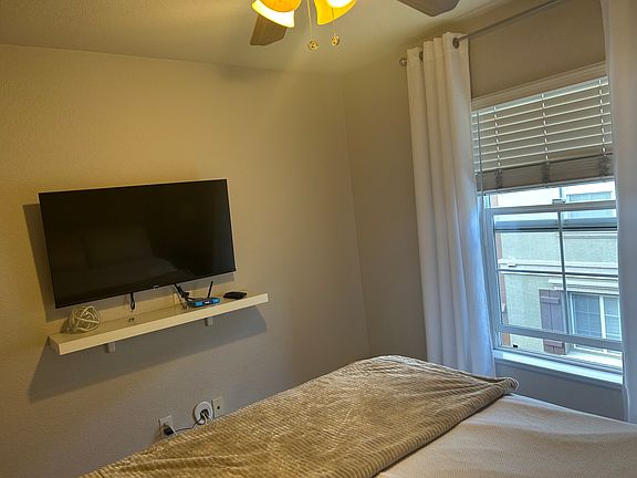 3rd image of 593 Adeline Ave