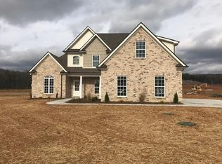 105 Cora Beth Ct, Lascassas, TN 37085