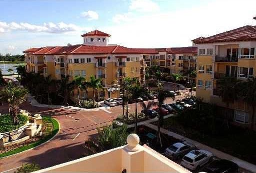 5th image of 16135 Emerald Estates Dr APT 463