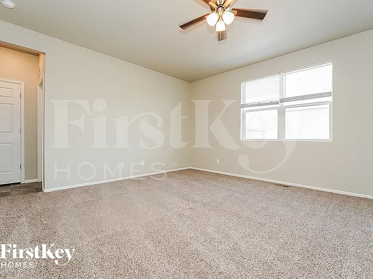 2349 Shipman St — Photo 11