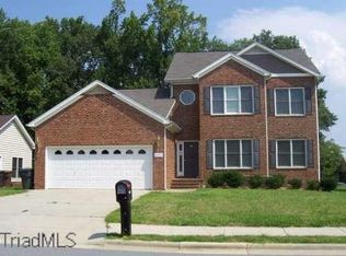 2603 Corinth Dr, Greensboro, NC 27406