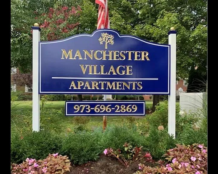 3 Manchester Ct — Photo 1
