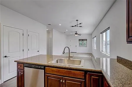 1581 Tustin Ave — Photo 24