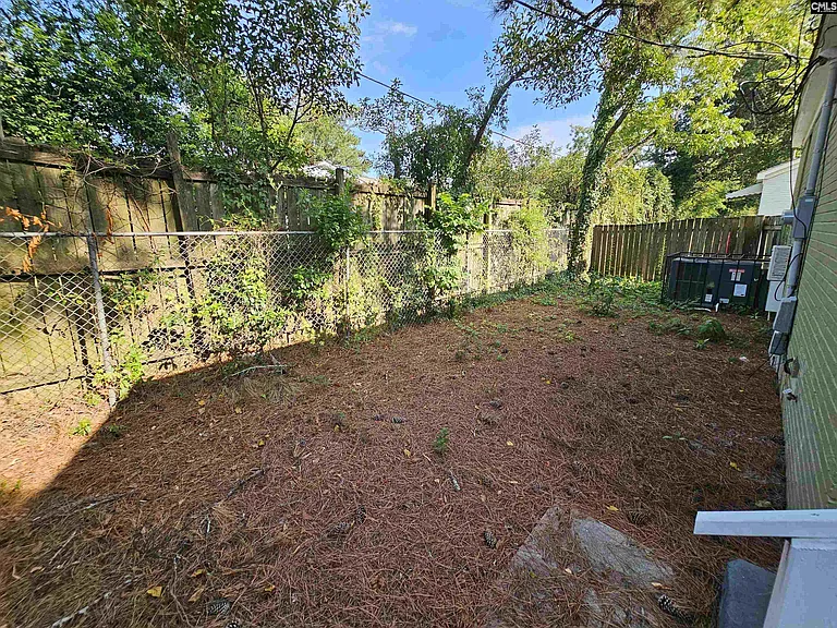 802 S Kilbourne Rd — Photo 17