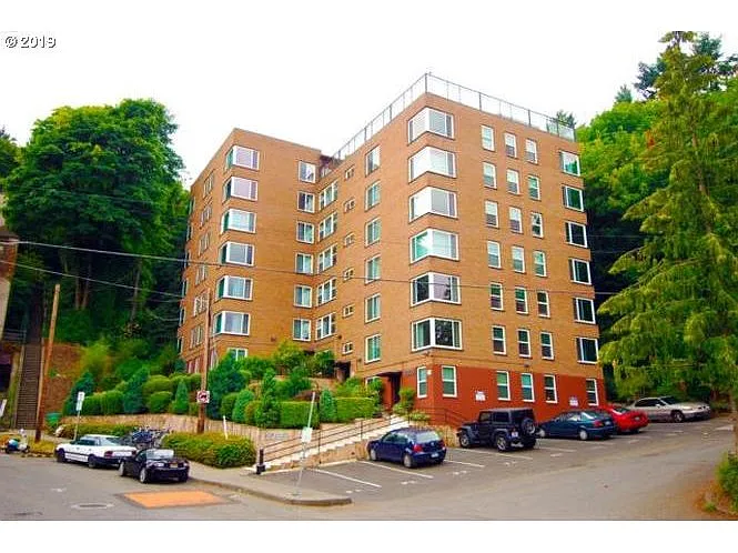 1205 SW Cardinell Dr Unit 708 photo 1
