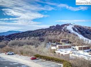 303 Sugar Top Dr #3325, Banner Elk, NC 28604