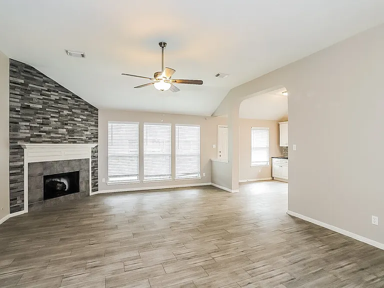 5113 Orange Blossom Ct — Photo 3