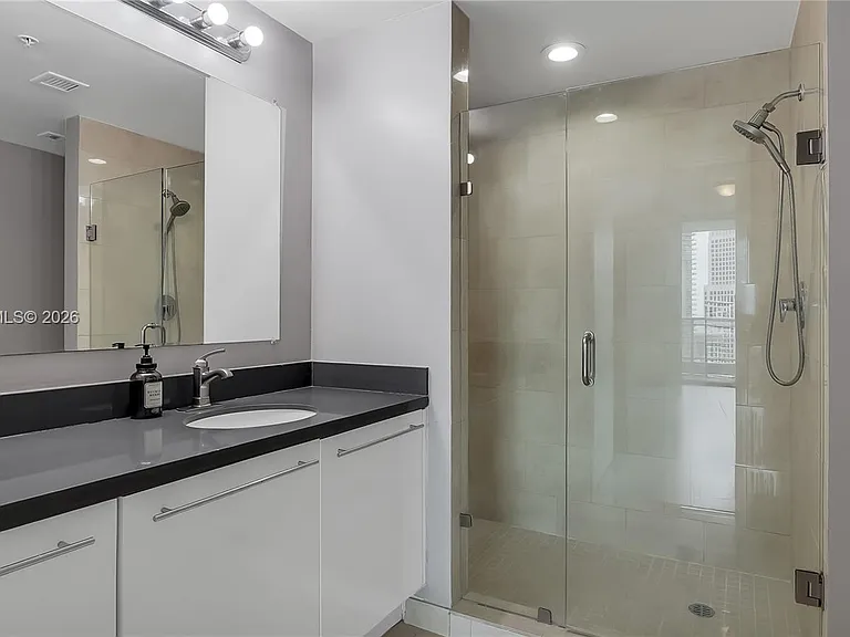 90 SW 3rd St #3003 — Photo 35