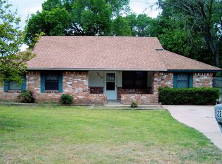 2210 Loy Lake Rd, Denison, TX 75020