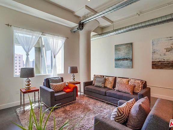 3rd image of 939 S Broadway APT 908