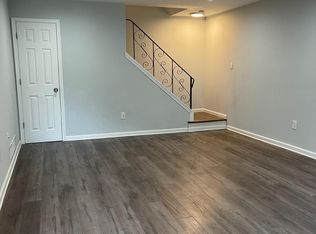 2078 Harbour Dr, Palmyra, NJ 08065