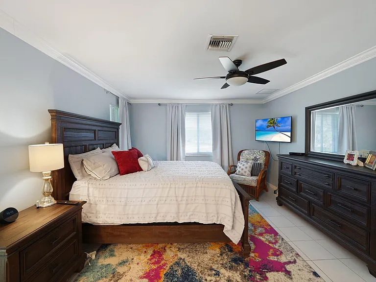 2835 SW 13th St #201 — Photo 21