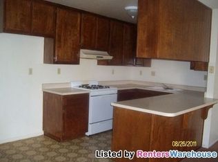 15671 Sueno Ln APT 5, Victorville, CA 92394