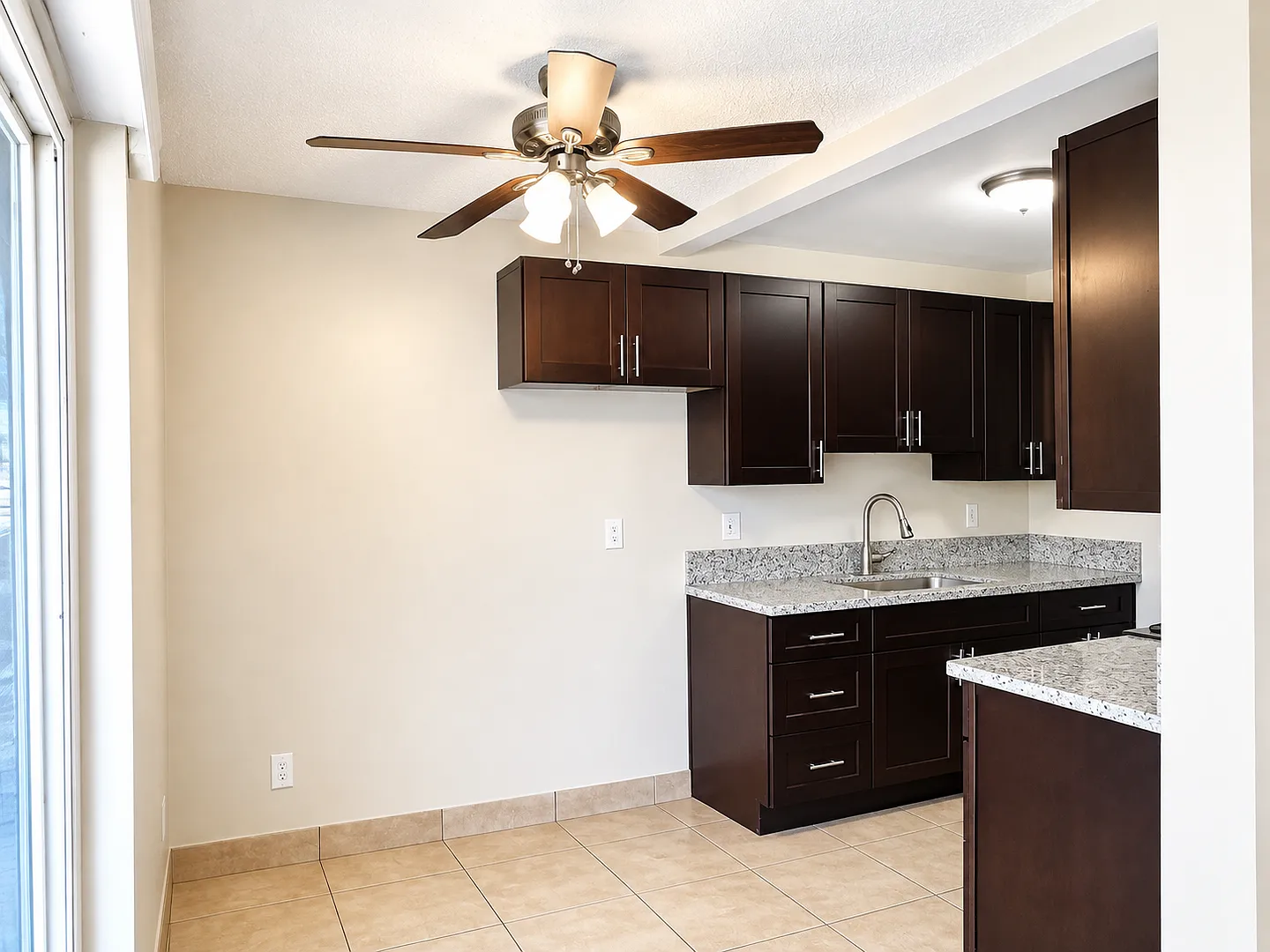 1222 W. Brook Street — Photo 2