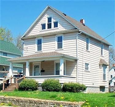 1st image of 93 Oakwood St