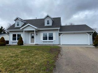 6318 2nd Ave, Lake Geneva, WI 53147