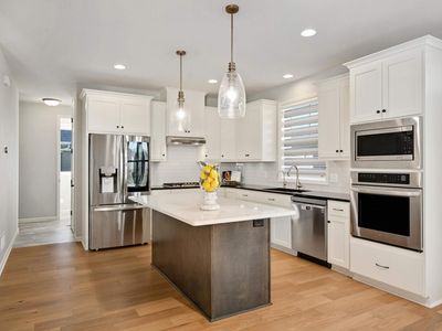 6348 Red Cedar Dr, Chaska, MN, 55318