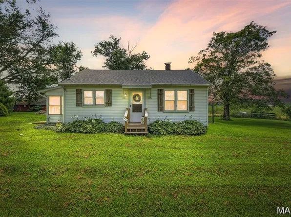 5802 Highway F, Farmington, MO 63640