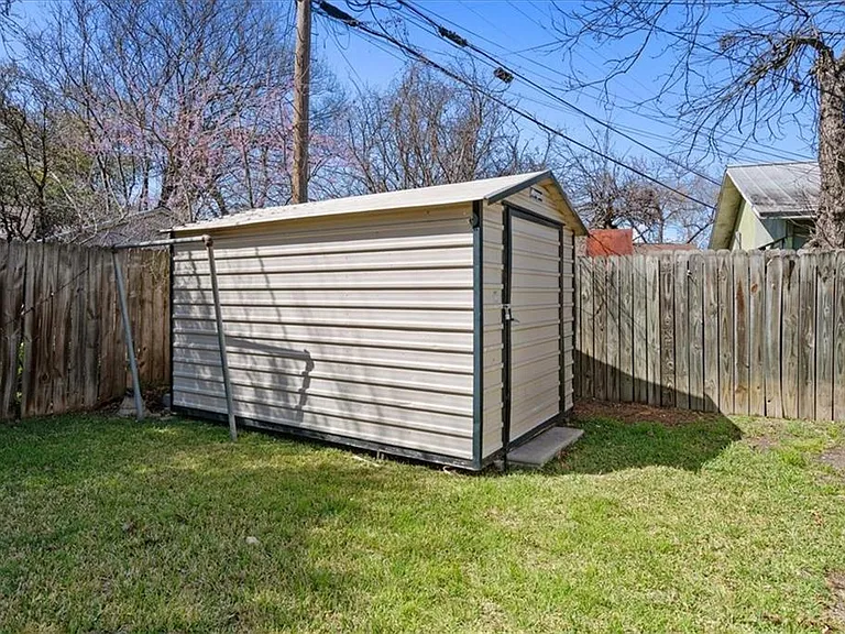 5712 Avenue D — Photo 22