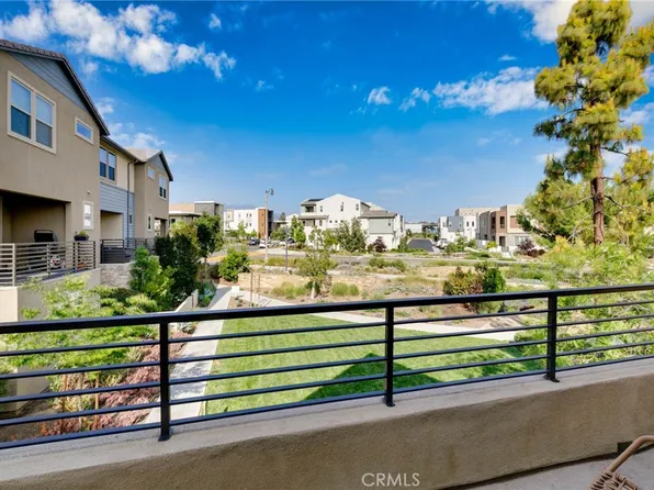 484 Chorus, Irvine, CA 92618