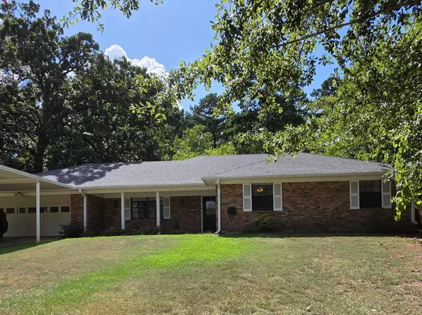 1101 N Idlewood Dr, White Oak, TX 75693