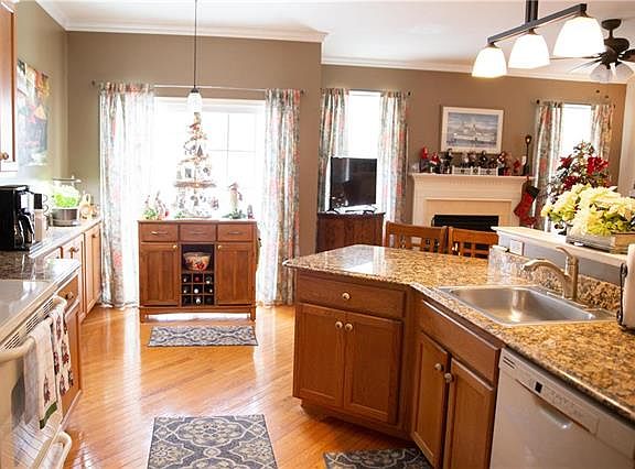 4th image of this home