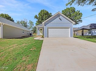 2028 W Main St, Milan, TN 38358
