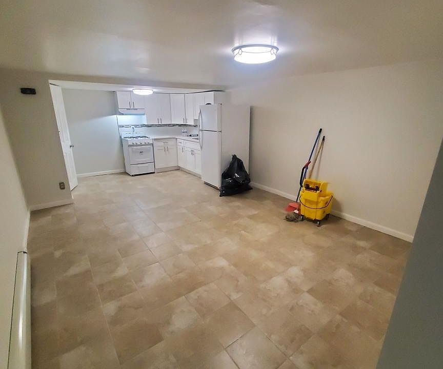 2nd image of 17115 84th Rd #0