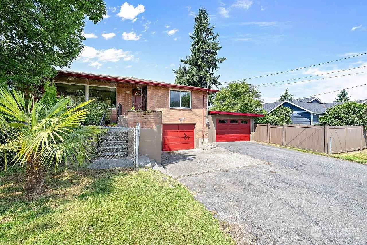 15855 11th Avenue SW photo 1