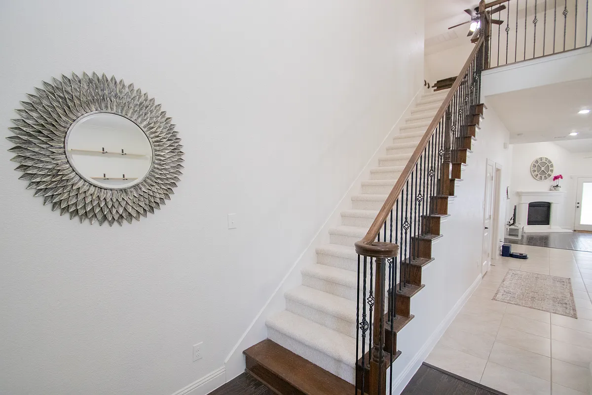 Building Photo - 10617 Fort Davis Pl