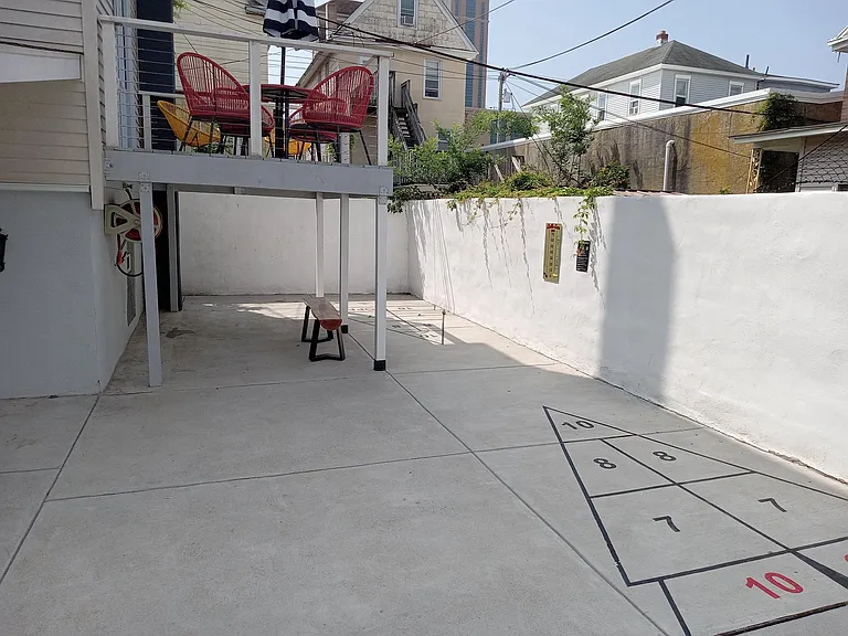 112 N California Ave #7 — Photo 20