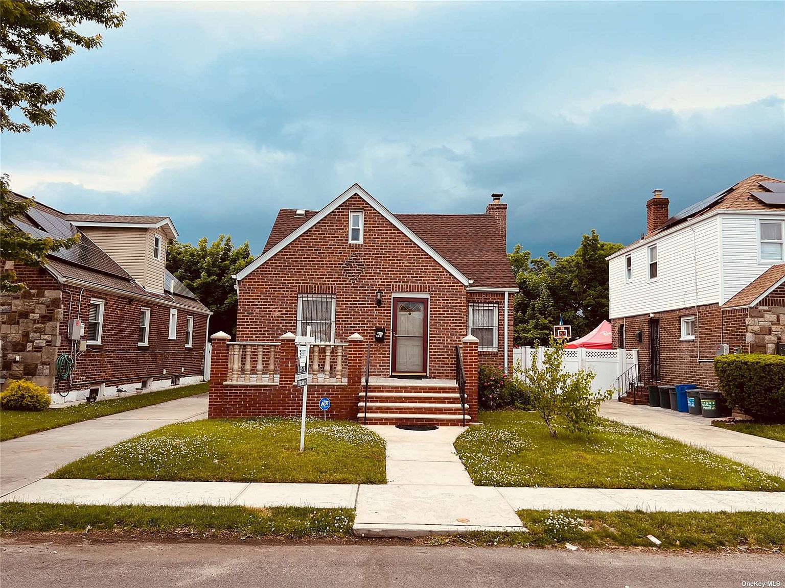 18625 Elmira Avenue, Saint Albans, NY 11412 Zillow