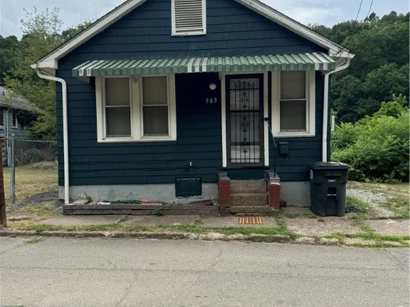 989 McKinley Ave, Steubenville, OH 43952