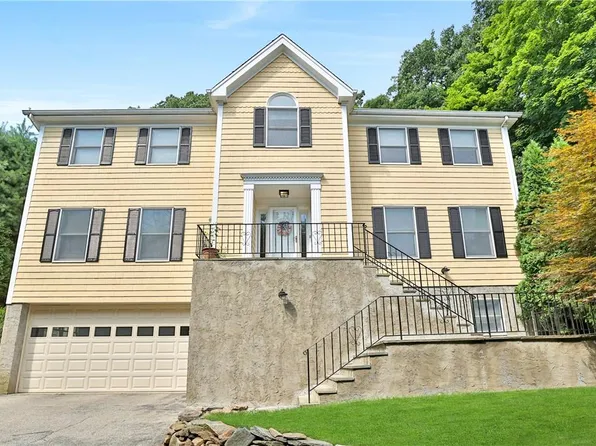 370 Bear Ridge Road, Pleasantville, NY 10570