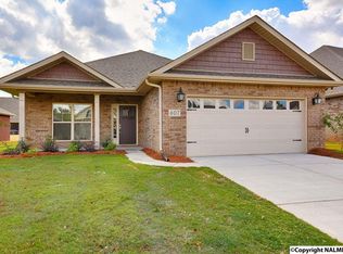 407 Bay Tree Ln SW, Huntsville, AL 35824
