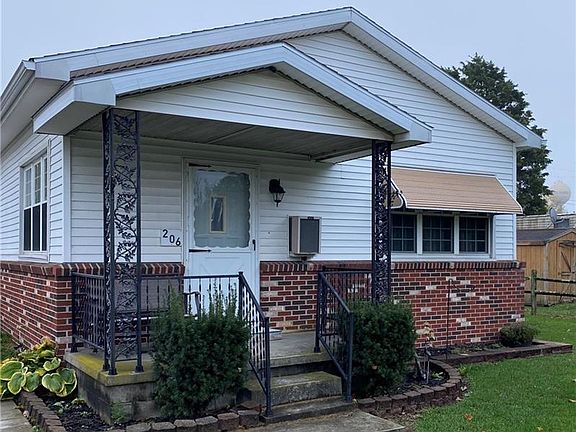 2nd image of 206 Cleveland St