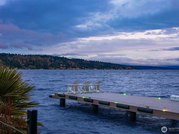 14014 Riviera Place NE, Seattle, WA 98125