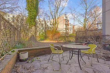 Rented by Brownstone Property Group