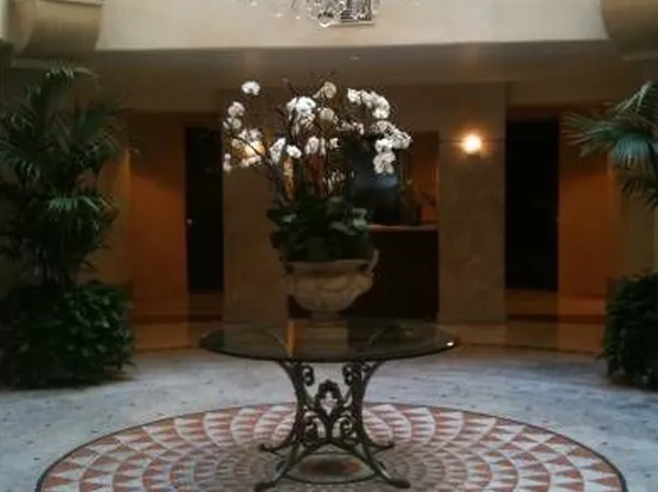 11500 San Vicente Blvd APT 414, Los Angeles, CA 90049
